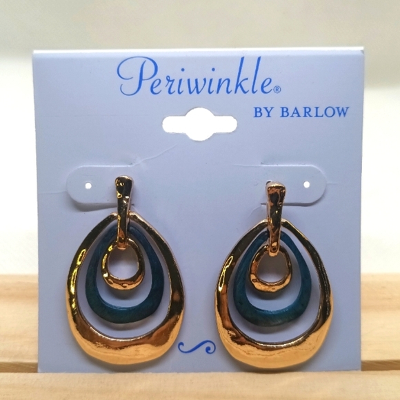 Periwinkle by Barlow Earrings - Picture 2 of 3